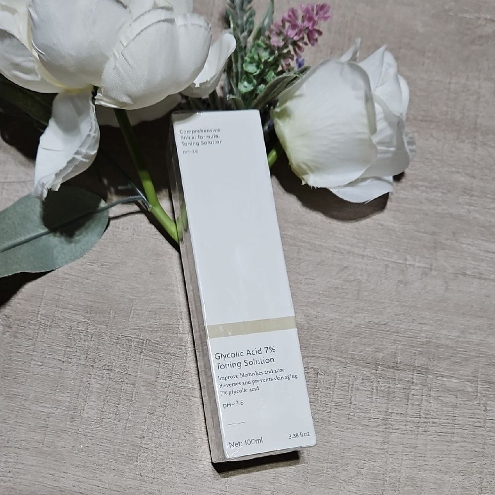 Glycolic Acid 🎁 7% Toning Solution - White